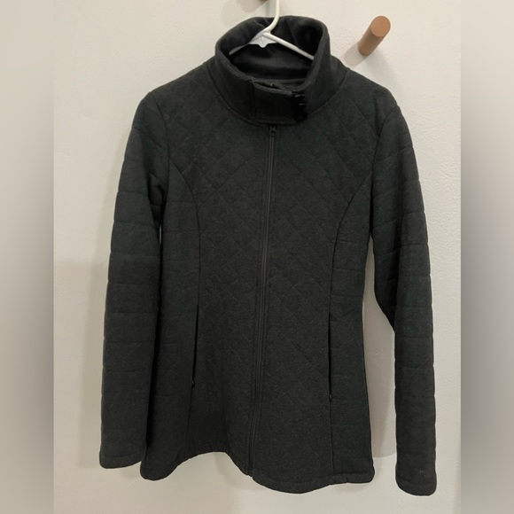 NORTH FACE Excellent North Face women grey jacket. - Picture 10 of 10